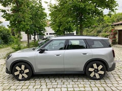 Bild des Angebotes MINI Cooper Countryman Elektro 20 Zoll Felgen Essential Trim