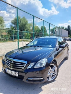 Bild des Angebotes Mercedes-Benz E 500 4Matic 7G-TRONIC Avantgarde