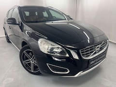 Bild des Angebotes Volvo V60 Kombi Momentum*BI-XENON*AUTOMATIC*LEDER*AHK
