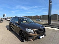 Bild des Angebotes Mercedes-Benz ML 350 ML 350 BlueTEC 4MATIC 7G-TRONIC AMG-Stylingpaket