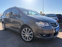 Bild des Angebotes VW Touran R-Line Edition