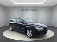 Bild des Angebotes Volvo V50 °KOMBI°1.8°KINETIC°AHK°1.HAND°91TKM°SHZ°XENON