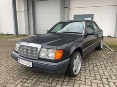Bild des Angebotes Mercedes-Benz E 230 /AUTOMATIK/KLIMA/Tüv 05/2026