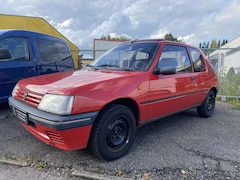 Bild des Angebotes Peugeot 205 205 Forever* Panorama*Kein Rost*Neue Reifen