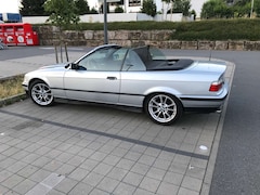 Bild des Angebotes BMW 328 328i Exclusiv