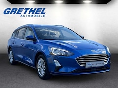 Bild des Angebotes Ford Focus Turnier Titanium AHK-klappbar Navi LED Apple CarPl