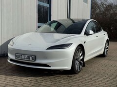 Bild des Angebotes Tesla Model 3 Highland Long Range AWD +8fachbereift