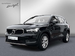 Bild des Angebotes Volvo XC40 Momentum AWD,KLIMA,TEMPO,LED,DAB,CARPLAY,SPURHALTE