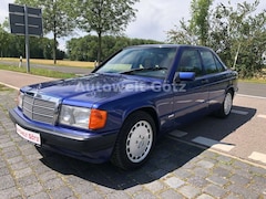 Bild des Angebotes Mercedes-Benz 190 E*2.3*Azzurro*Avantgarde*Sportline*Leder*AHK*