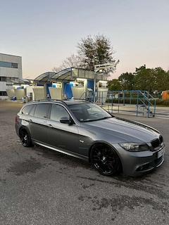 Bild des Angebotes BMW 325 Touring (LCI) M-Paket