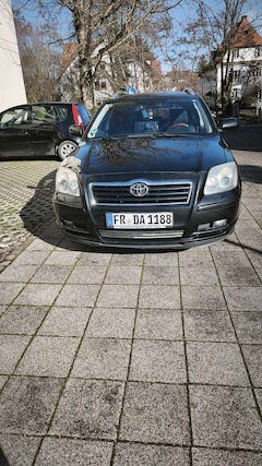 Bild des Angebotes Toyota Avensis 2.2 D-CAT Combi Executive
