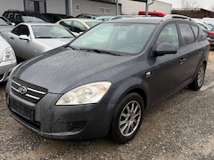 Bild des Angebotes Kia Ceed / cee'd Ceed 1.4 CVVT LX Basis