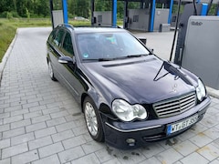 Bild des Angebotes Mercedes-Benz C 270 C-Klasse T-Modell Diesel T CDI Avantgarde