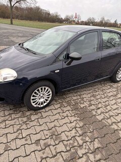 Bild des Angebotes Fiat Grande Punto 1.2 8V Basis ( 09.2010)