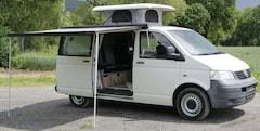 Bild des Angebotes VW T5 Transporter Camper mit Standheitzung,Hubdach,Bett,Herd