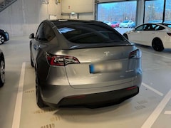 Bild des Angebotes Tesla Model Y Model Y Performance Dual Motor AWD
