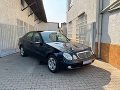 Bild des Angebotes Mercedes-Benz E 320 *Automatik*BiXenon*SHZ*Navi*MB SH*1.Hand