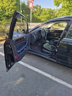 Bild des Angebotes Audi A6 A6 Avant 2.5 TDI