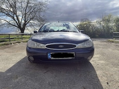 Ford Mondeo Ghia