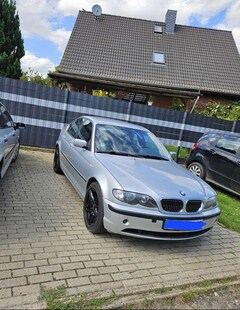 Bild des Angebotes BMW 320 320i