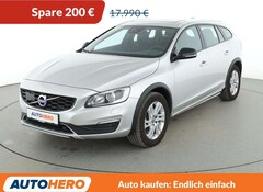Bild des Angebotes Volvo V60 Cross Country 2.4 D4 Plus AWD Aut.*NAVI*BI-XENON*ACC*PDC*SHZ*