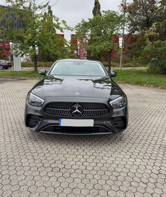 Bild des Angebotes Mercedes-Benz E 220 d 4Matic 9G-TRONIC AMG Line