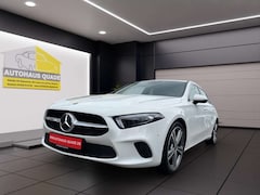 Bild des Angebotes Mercedes-Benz 220 -Klasse 4Matic EU6d MULTIBEAM AHK-klappbar Navi Di