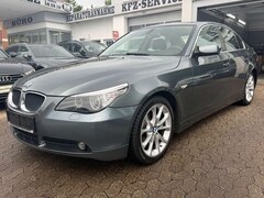 Bild des Angebotes BMW 520 Lim. 520i*Tempo*Xenon*Navi*Leder