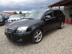 Bild des Angebotes Toyota Avensis Combi Executive 2,2-l-D-CAT