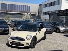 Bild des Angebotes MINI Cooper Clubman Cooper D 1.6 Clubman *AUTOMATIK*Wenigkm*Shz*