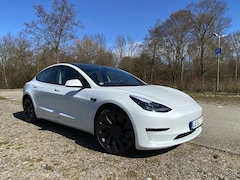 Bild des Angebotes Tesla Model 3 Performance - Parksensoren - Allrad - Garagenwagen
