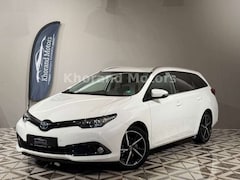 Bild des Angebotes Toyota Auris Touring Sports Hybrid Team D