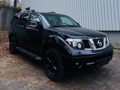 Bild des Angebotes Nissan Pathfinder 2.5 dCi LE