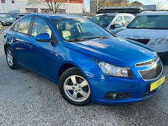 Bild des Angebotes Chevrolet Cruze LS*Klimaaut*2.HD*ALUS*TÜV NEU