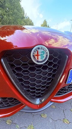 Bild des Angebotes Alfa Romeo Giulia Veloce Ti Q4 Rosso Competizione- Große Inspektion
