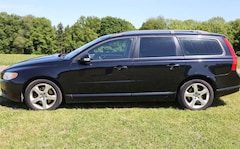 Bild des Angebotes Volvo V70 V70 D5 Momentum Bi-Xenon - 8fach Alu - Volleder