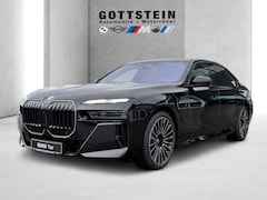 Bild des Angebotes BMW 740 d xDrive M Sportpaket / Limousine / UPE 167.300 €