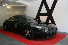 Bild des Angebotes Aston Martin V8 *brachiale Optik*R21*Shz*Kam*PDC*Navi