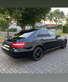 Bild des Angebotes Mercedes-Benz E 220 CDI DPF BlueEFFICIENCY Automatik Avantgarde