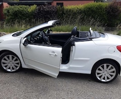 Bild des Angebotes Peugeot 207 CC