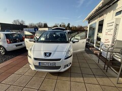 Bild des Angebotes Peugeot 5008 Allure 2,0 HDI,  Automatik Panoramadach 7  Sitze