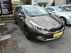 Bild des Angebotes Kia Ceed / cee'd Ceed SW 1.6 GDI World Cup Edition  Kombi