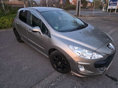 Bild des Angebotes Peugeot 308 120 VTi Platinum