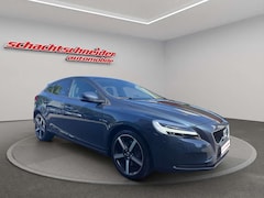 Bild des Angebotes Volvo V40 T3 Momentum Geartr. +Navi+LED+Kamera