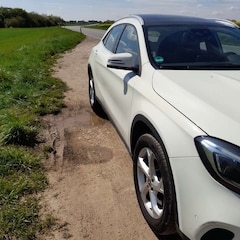 Bild des Angebotes Mercedes-Benz GLA 200 GLA 200 7G-DCT Urban