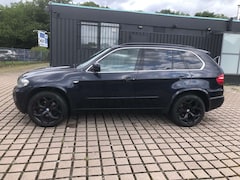 Bild des Angebotes BMW X5 3.0d M Sport Paket Panorama Kamera 7-Sitze