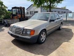 Bild des Angebotes Mercedes-Benz E 230