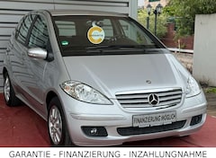 Bild des Angebotes Mercedes-Benz A 170 /Scheckheft/WENIG KM/Rentnerfzg./PDC