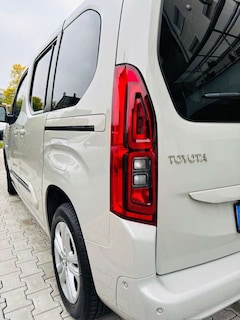 Bild des Angebotes Toyota Proace City Verso 1.2 Turbo L1 Combi