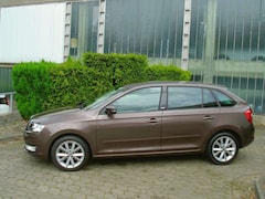 Bild des Angebotes Skoda Rapid/Spaceback Spaceback Joy Automatik/Xenon/PDC/2.Hd